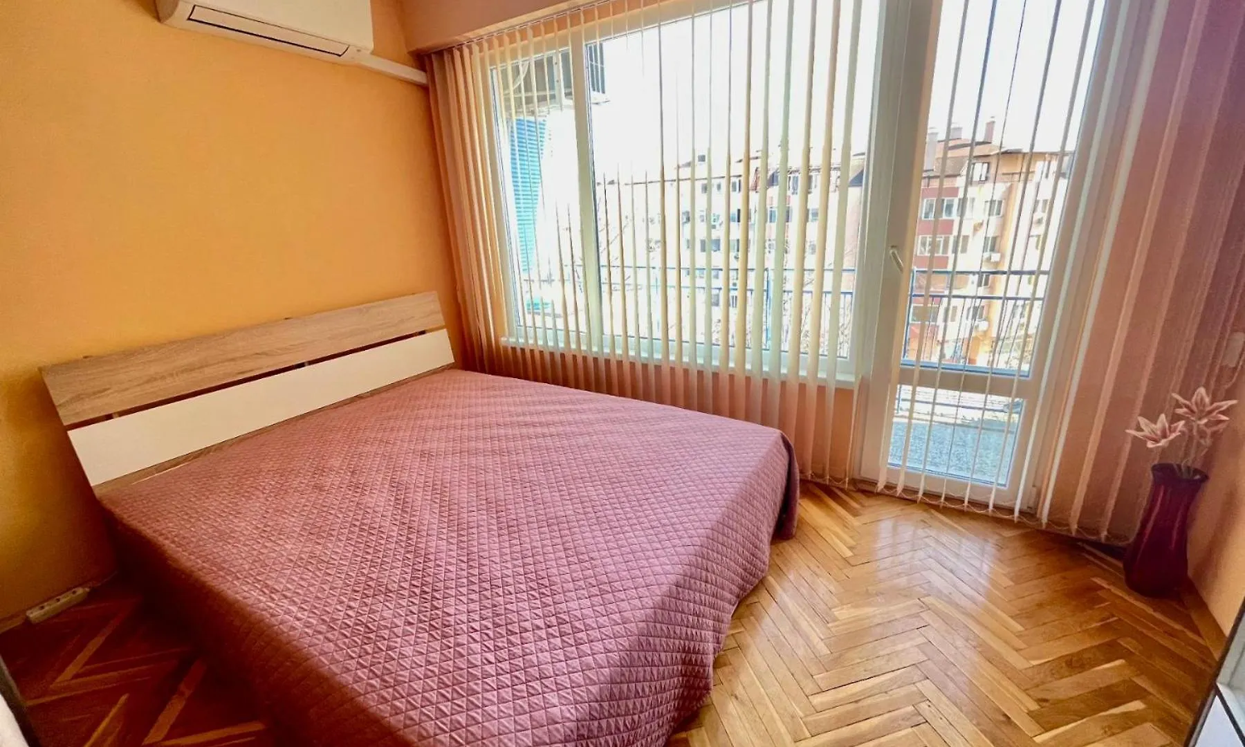 Apartment The Flower Varna